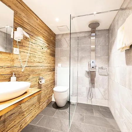 Hotel Landgasthof Sommerfeld Pragg-Jenaz